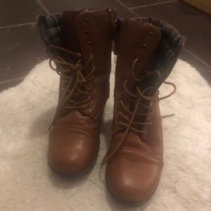 Brown boots lace up detailing